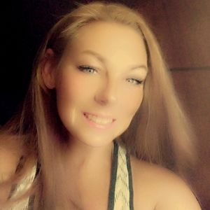 Meet your Posher, Jena